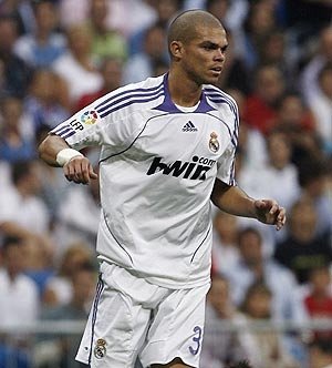 El defensa del Real Madrid Pepe, en una imagen de archivo.