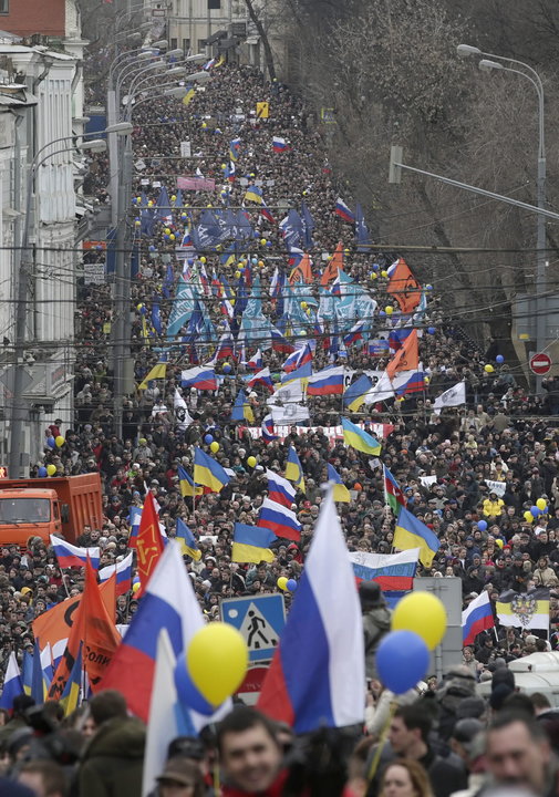 Manifestación en Moscú contra el conflicto armado en Crimea.