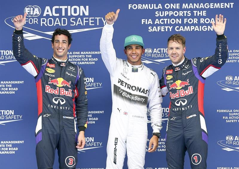 Lewis Hamilton consiguió la pole seguido por Daniel Ricciardo y tercero Sebastian Vettel