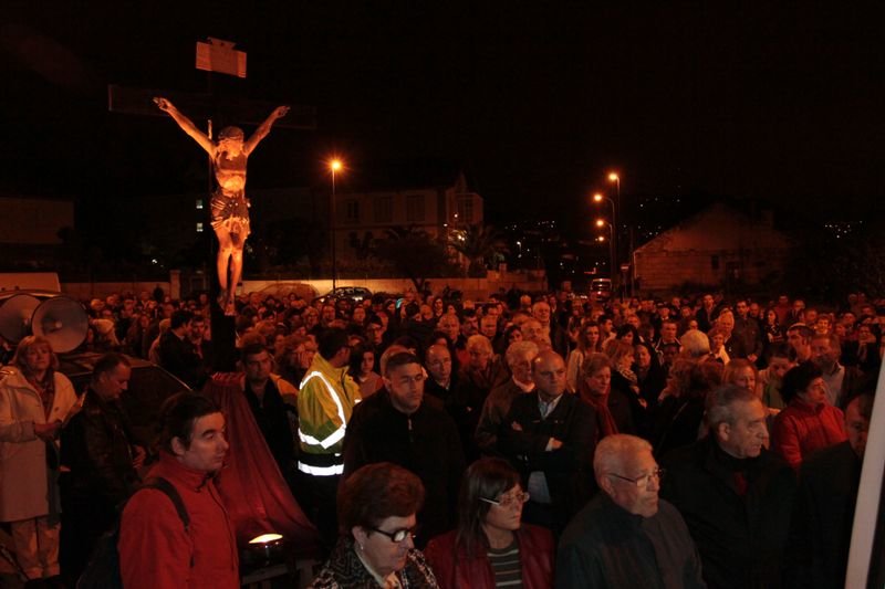 El Vía Crucis de A Guía congrega todos los años a cientos de fieles procedentes de todo Vigo.