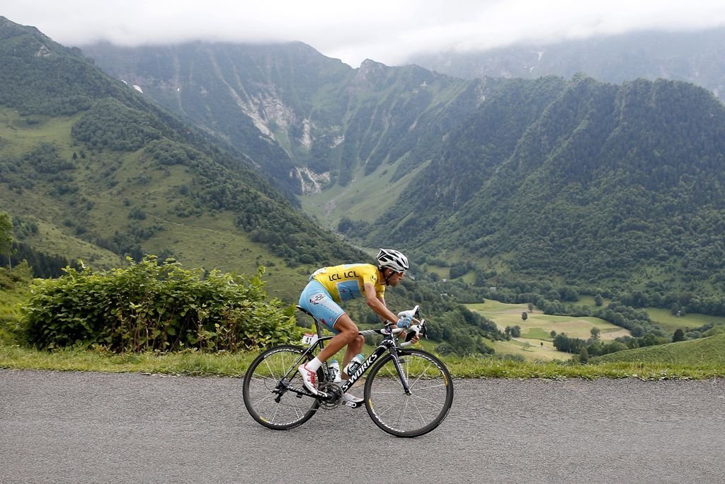 Los Pirineos están resultando casi un paseo para el líder NIbali.