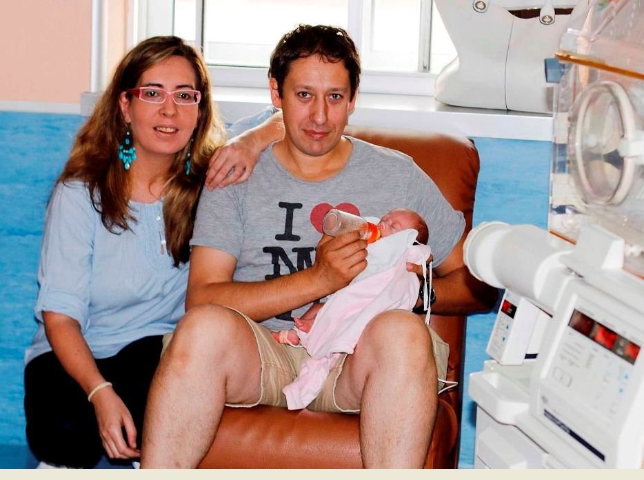 Paz y Miguel son los padres de Tamara, una niña que nació en la semana 28.