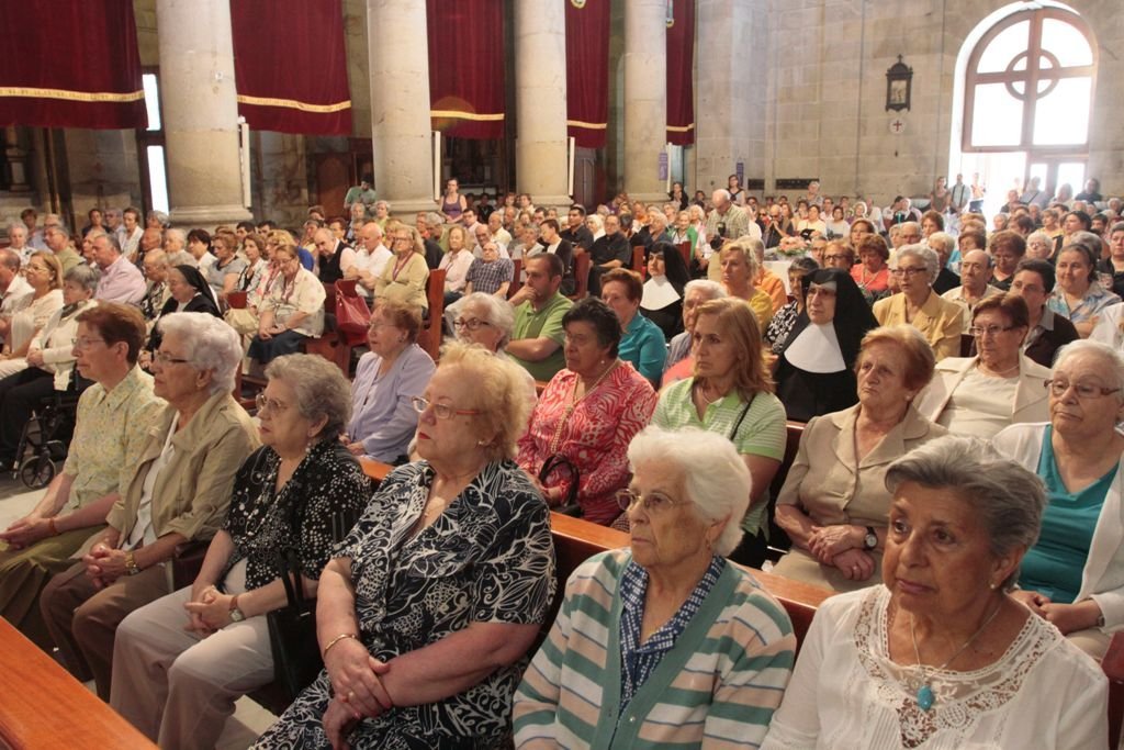 Alrededor de 300 fieles se dieron cita ayer en la Concatedral para seguir la Misa de los Enfermos del Cristo.