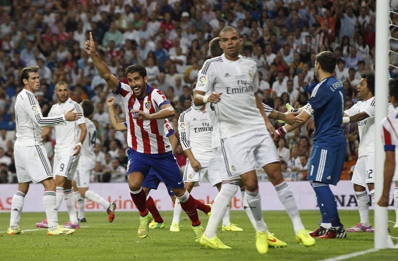 El centrocampista del Atlético de Madrid Raúl García celebra el gol marcado ha Real Madrid