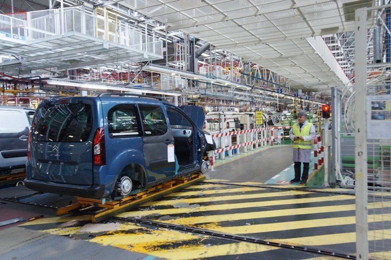 La planta de Balaídos maneja una previsión para el cierre del año por debajo de los 390.000 vehículos, un 6% menos que el año pasado. 