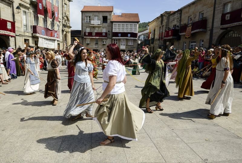 El barrio judío de Ribadavia regresó por a la Edad Media, con música, baile, actividades y torneos.