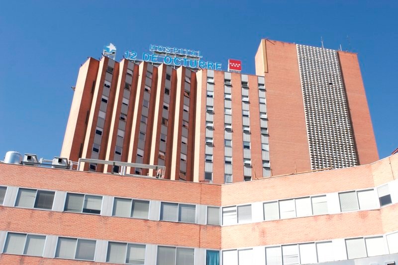 El hospital 12 de Octubre está entre los más valorados por los médicos españoles.