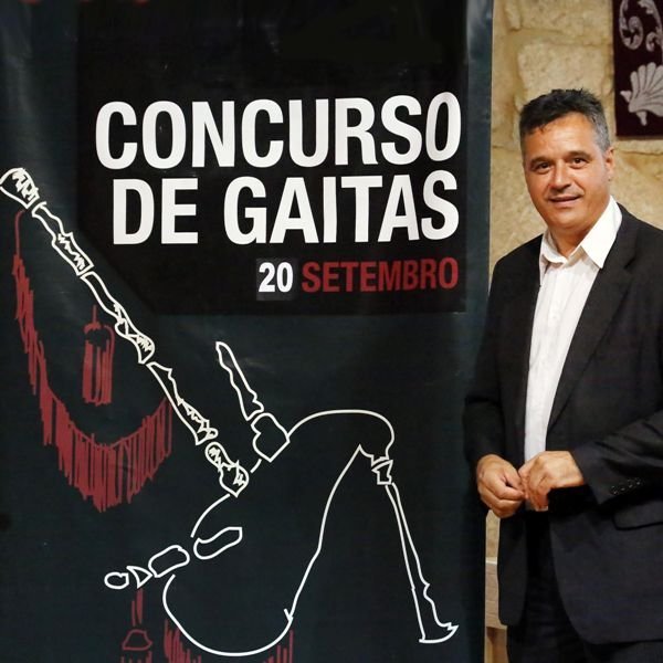 Andrés Sampedro presentó ayer el Concurso de Gaitas.