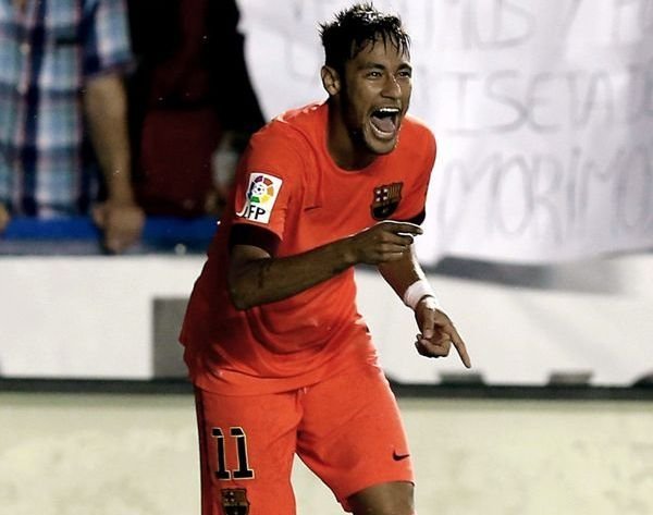 Neymar celebra su gol, el primero de la cuenta blaugrana.