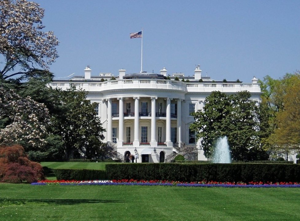 La Casa Blanca ha dejado de ser el espacio cívico intocable más protegido del mundo.
