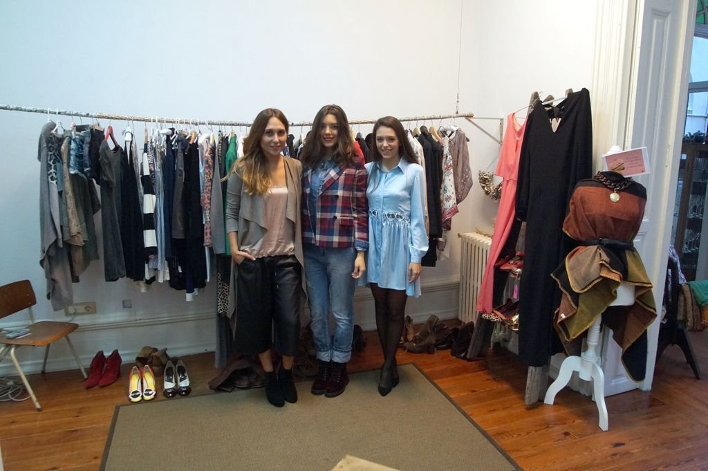 Leticia Rocha, Natalia y Carla Estévez organizaron dos jornadas de “Showroom” en VM 17.