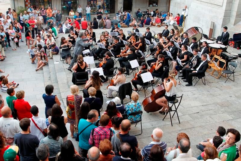 La última aparición de la Orquesta Clásica fue el 29 de agosto en el Casco Vello.