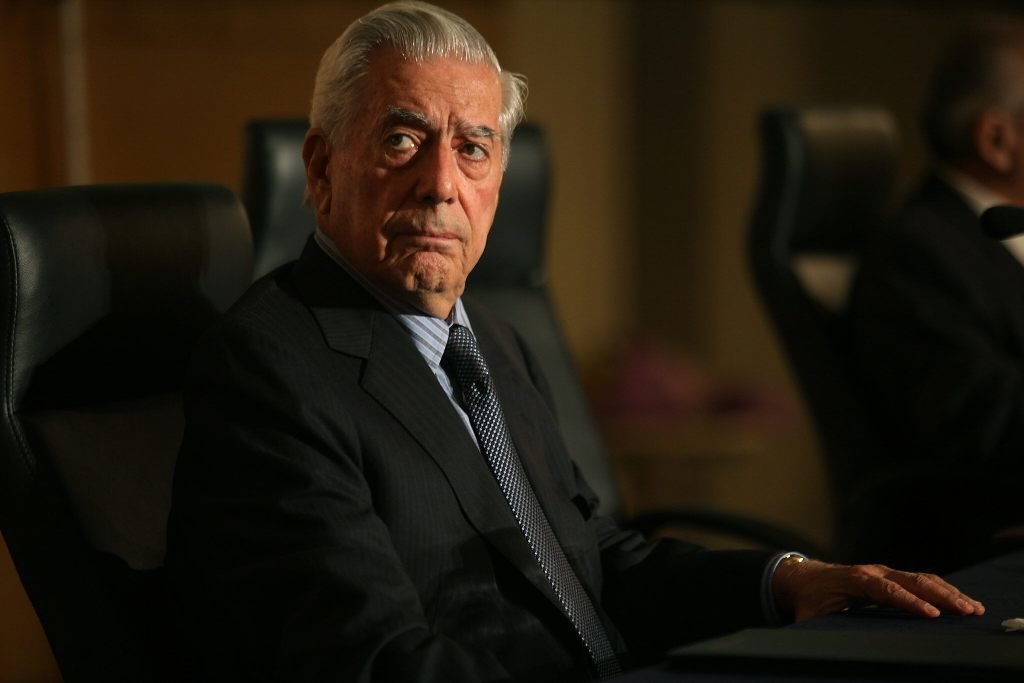 El escritor peruano y Nobel de Literatura, Mario Vargas Llosa, que publica nuevo libro en 2015.