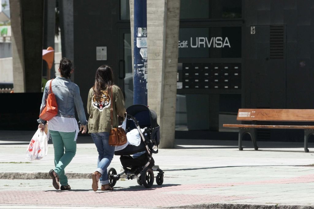 La media de jubilados en Vigo roza el 20% de la población, que en Navia baja al 3 por ciento.