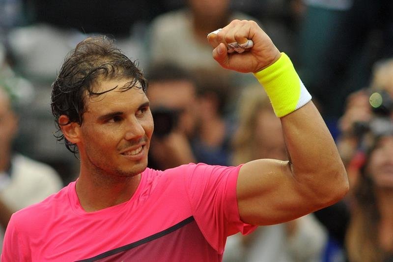 El español Rafael Nadal celebra al ganar el ATP de Buenos Aires