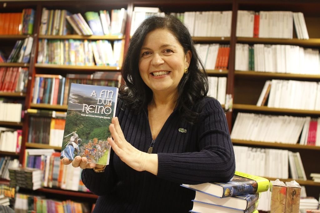Carmen Domínguez mostra onte a súa primeira novela.