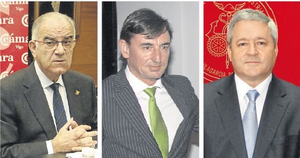 José García Costas, Eduardo Barros y Miguel Falcón, presidentes de las cámaras de Vigo, Pontevedra y Vilagarcía.