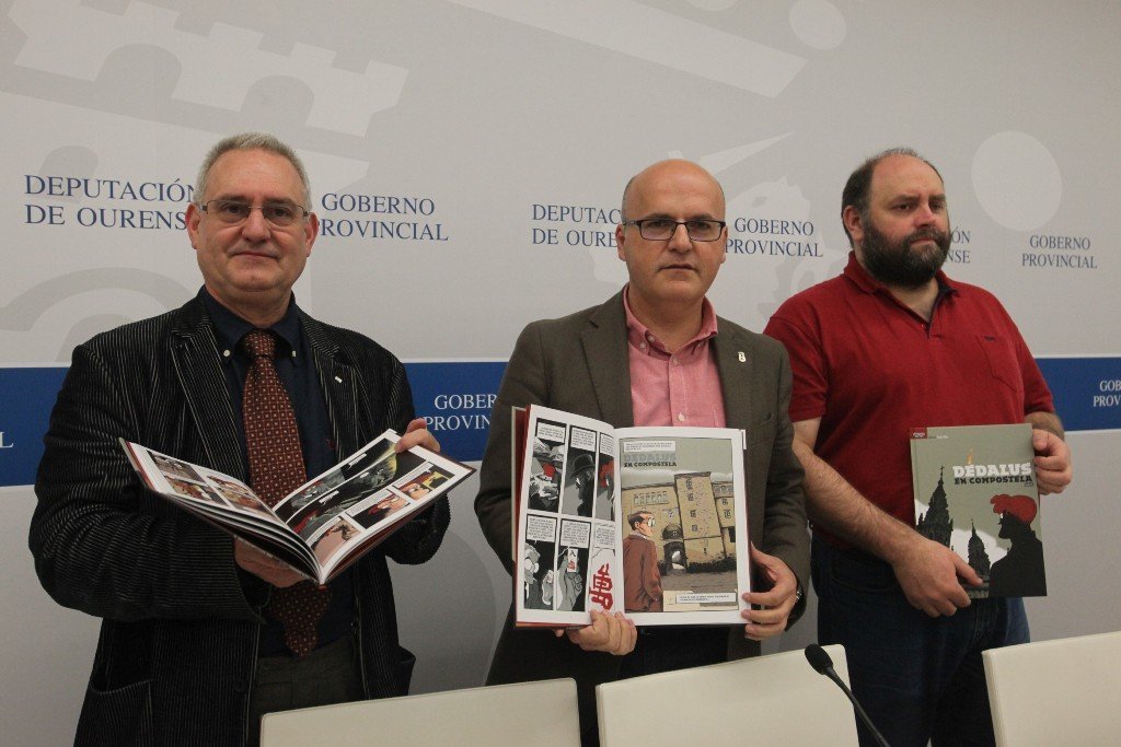 Luis Martínez-Risco, Manuel Baltar y Fernando Iglesias, con el cómic.