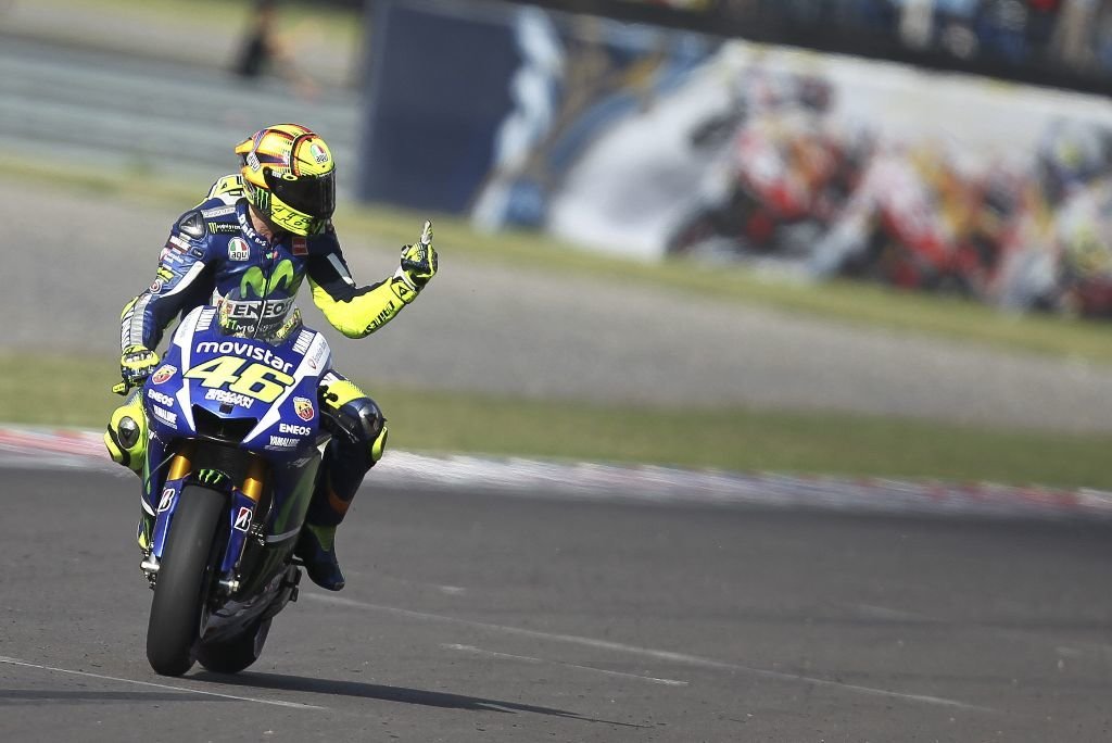 Valentino Rossi celebra su victoria en el Gran Premio de Argentina.