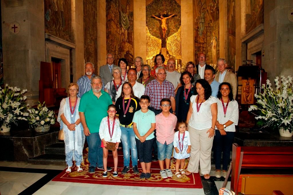 Bienvenida a los nuevos cofrades en la Concatedral