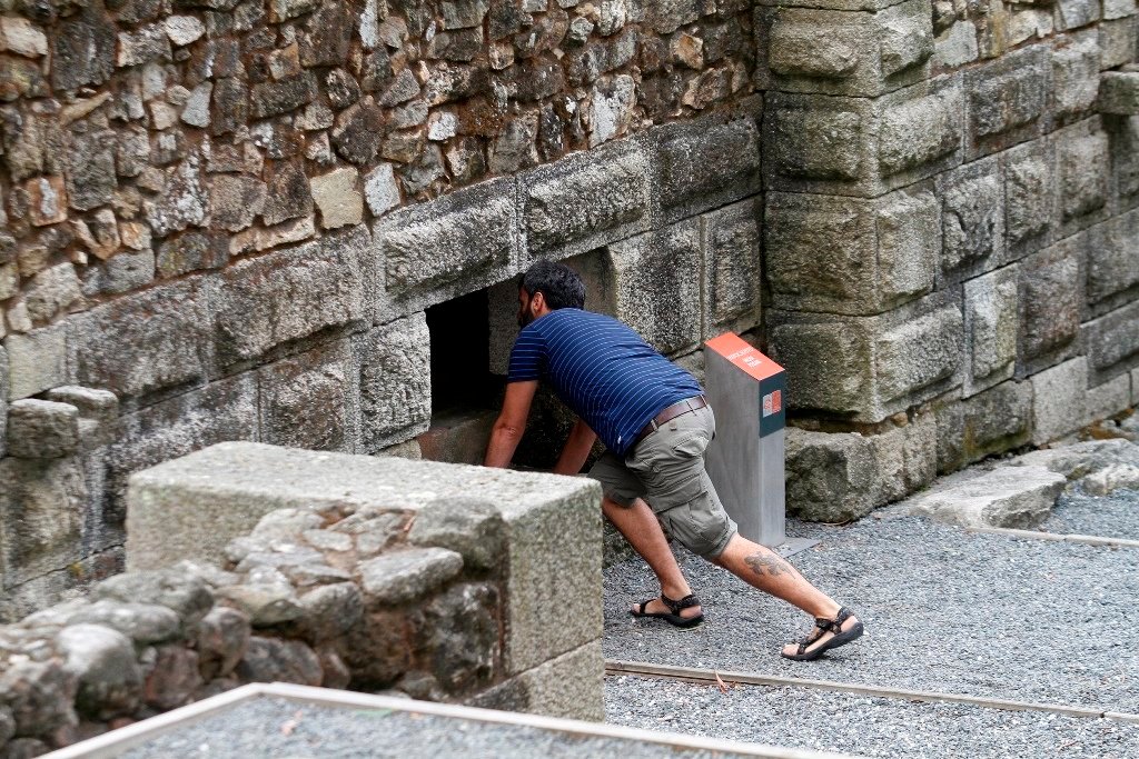 Estos yacimientos constituyen la única villa romana de Galicia excavada en su totalidad.