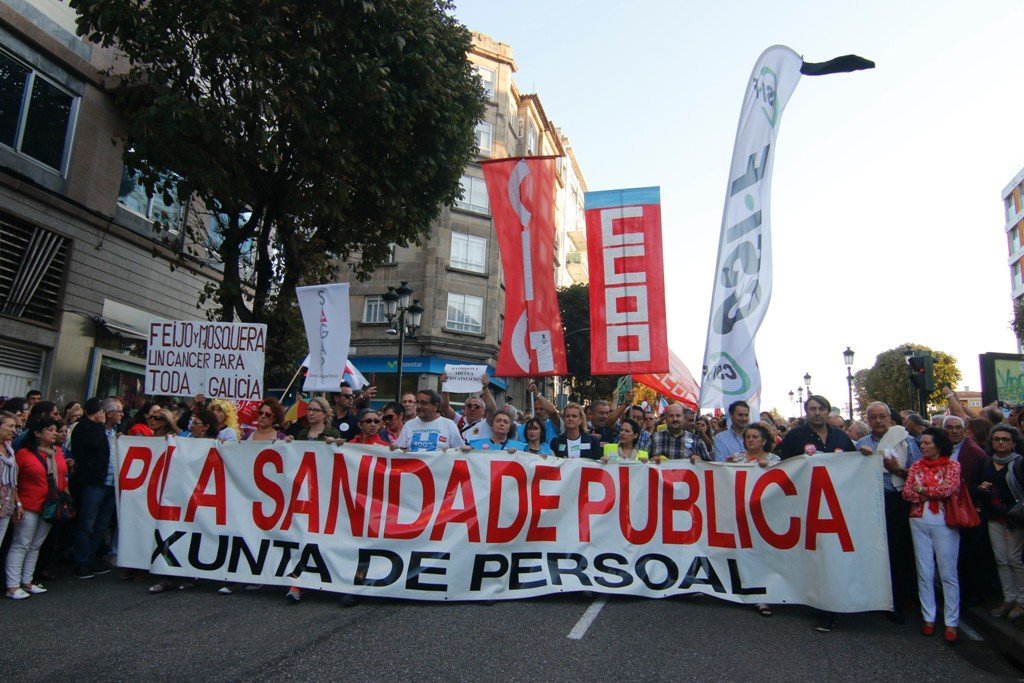 Manifestación en defensa de la sanidad pública en Vigo Foto JV Landín 063
