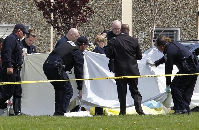 Un muerto y dos heridos en tiroteo en centro educativo de Sacramento