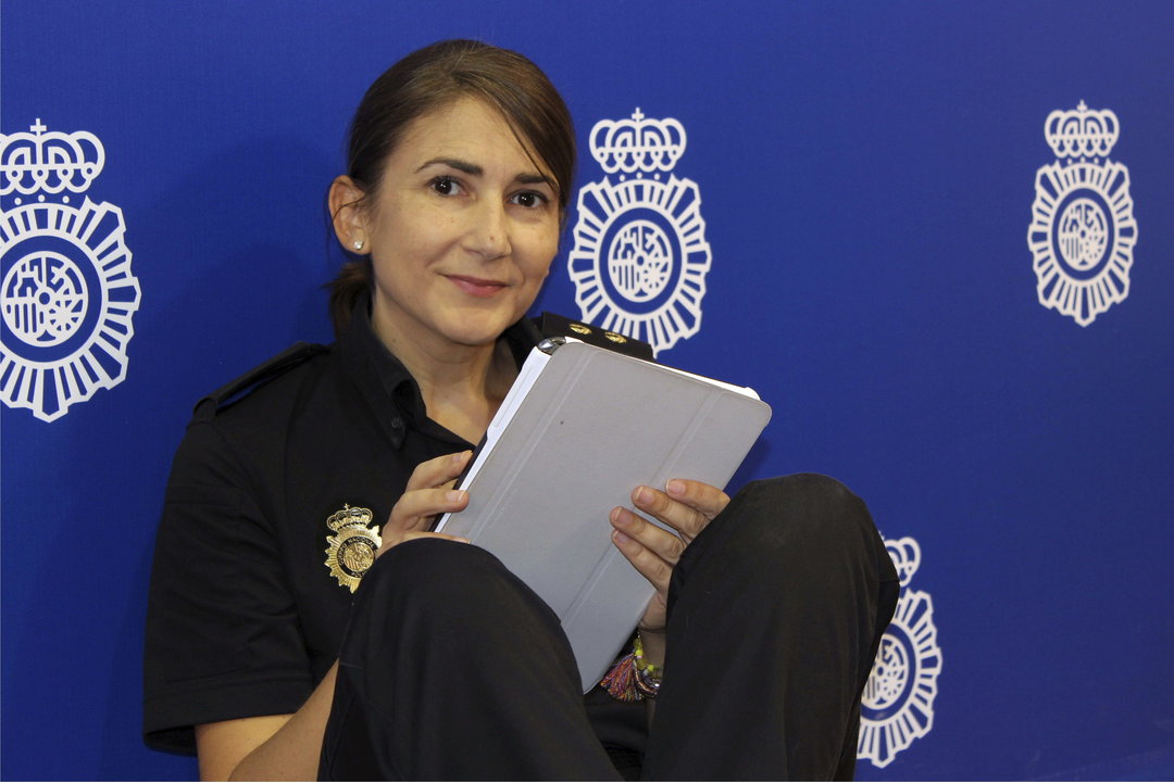 La inspectora Carolina González.