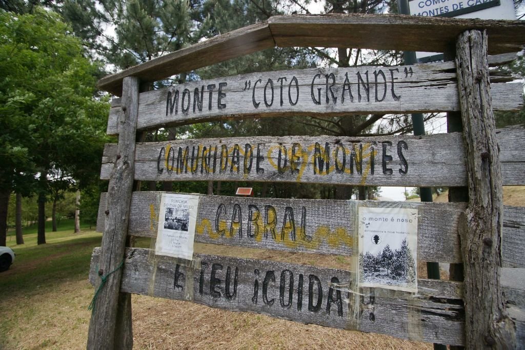 Entrada a terrenos comunales cercanos al futuro Porto Cabral.