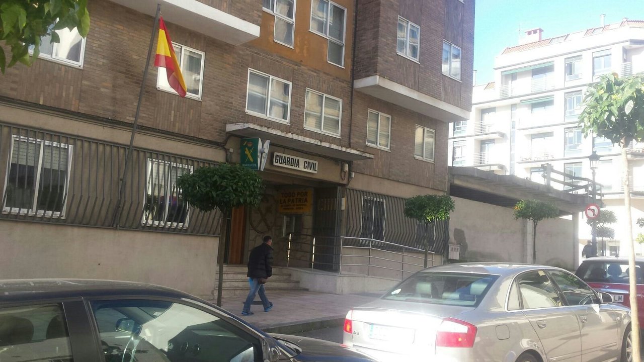 Cuartel de la Guardia Civil en Vigo // Lanfoco