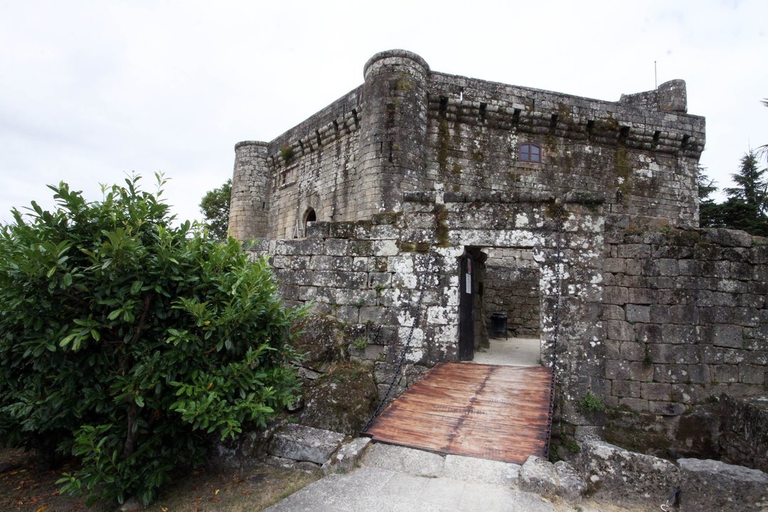 Fortaleza do Sobroso, que mandó reconstruir Pedro Álvarez de Sotomayor, &#39;Pedro Madruga&#39;.