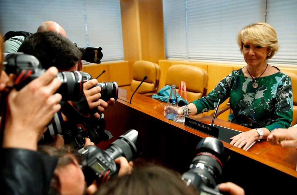 Esperanza Aguirre, antes de iniciarse su comparecencia ante la comisión de corrupción.