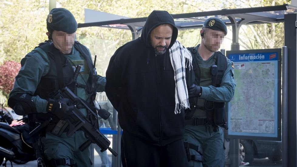 Aziz, en el momento de su detención, el pasado día 3 de mayo en Madrid, por parte de la Guardia Civil.