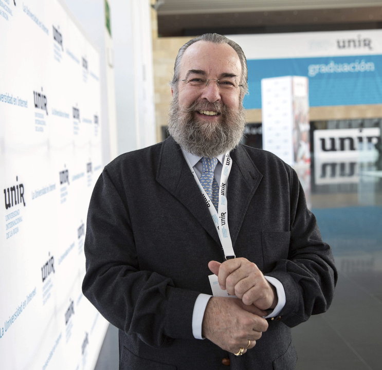 Javier Tourón, durante la entrevista en la Universidad Internacional de La Rioja.