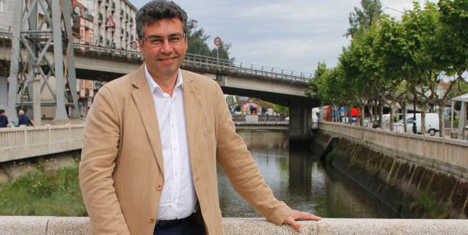 Javier Bas es el presidente del Partido Popular  en Redondela.