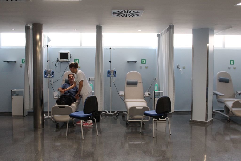 Una imagen de ayer en las instalaciones del nuevo Hospital de Día de Povisa.