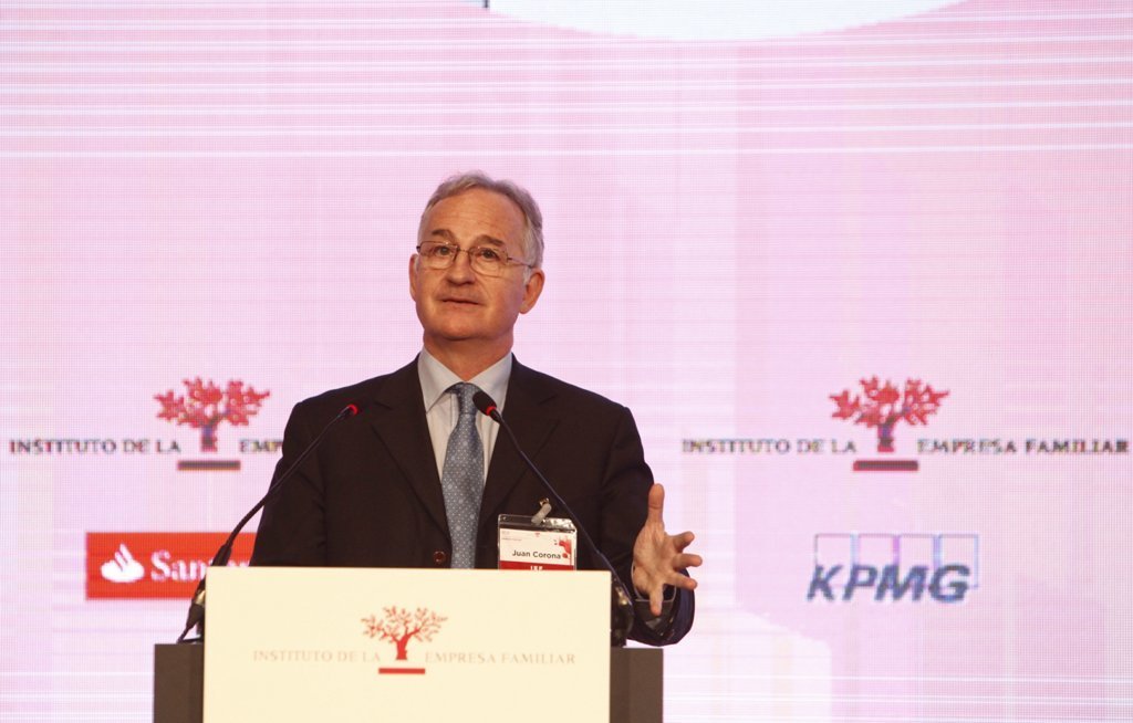 El director general del Instituto de Empresa Familiar, Juan Corona, durante su intervención.
