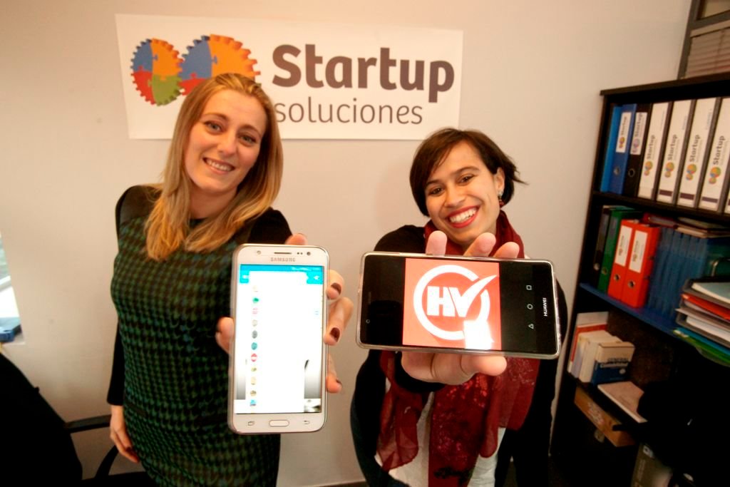 Natalia Rapela y Vanesa Argibay son las responsables de la app &#34;QHV&#34;.