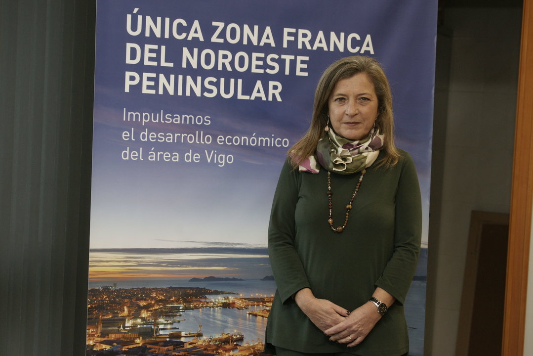 Teresa Pedrosa, ayer en su despacho de la dirección del Consorcio Zona Franca, en Bouzas.