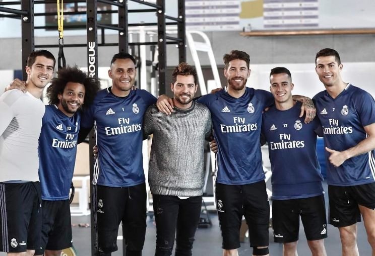 David Bisbal visitó a sus amigos Sergio Ramos y Cristiano Ronaldo