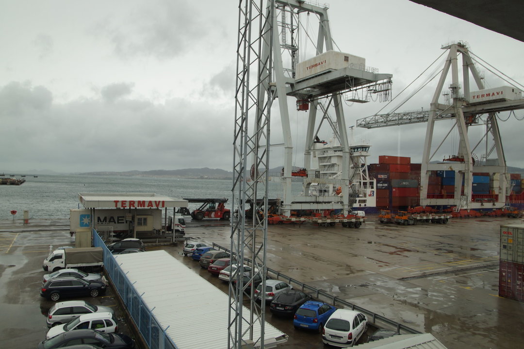 Entrada a la terminal marítima de contenedores de Vigo.