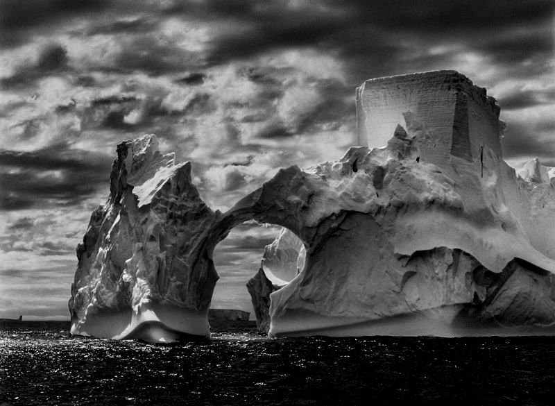 El iceberg entre la isla Paulet y las Shetland del Sur, en 2005.