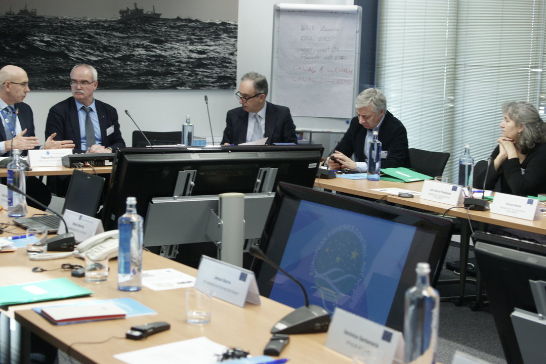 Pascal Savouret (director de la EFCA) y los eurodiputados Werner Kuhn, Millán Mon, José Blanco y Lidia Senra.