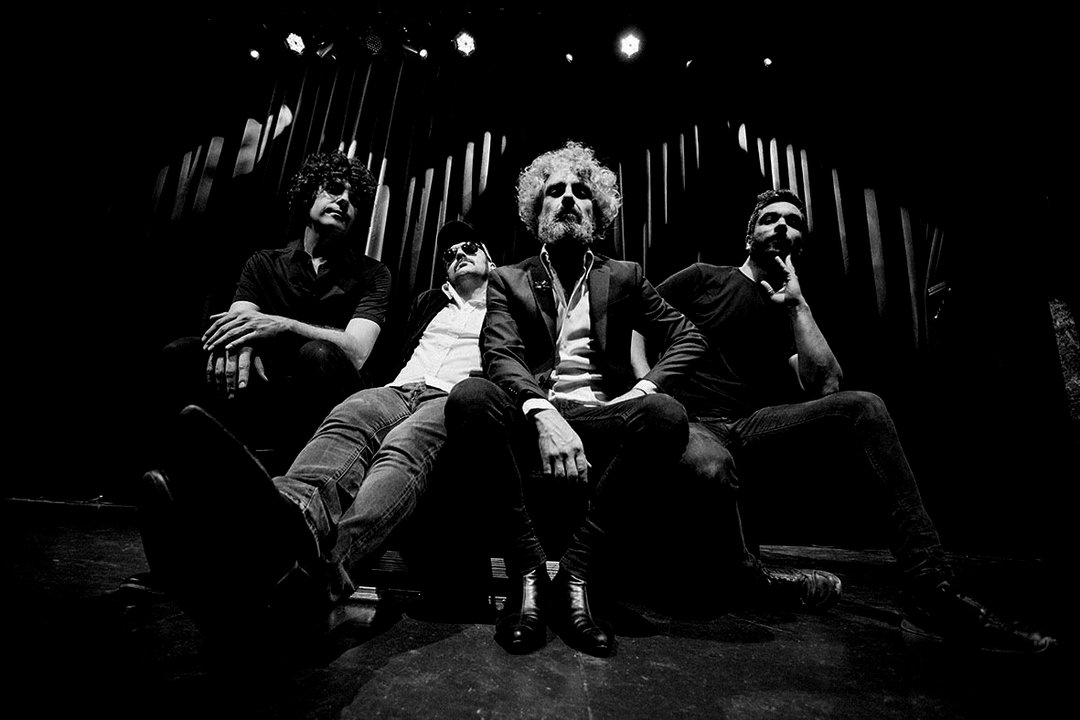 La banda León Benavente, que interpreta indie, está formada por cuatro músicos veteranos.