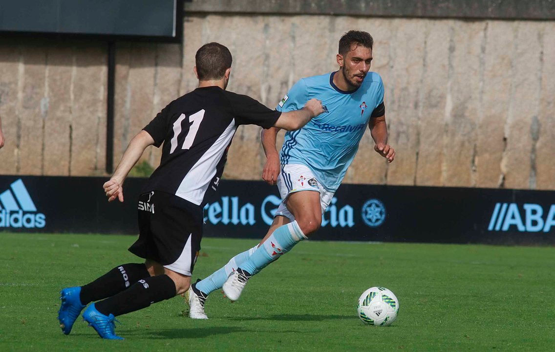 Borja Iglesias volvió a ser decisivo para el filial al marcar el gol de la victoria.