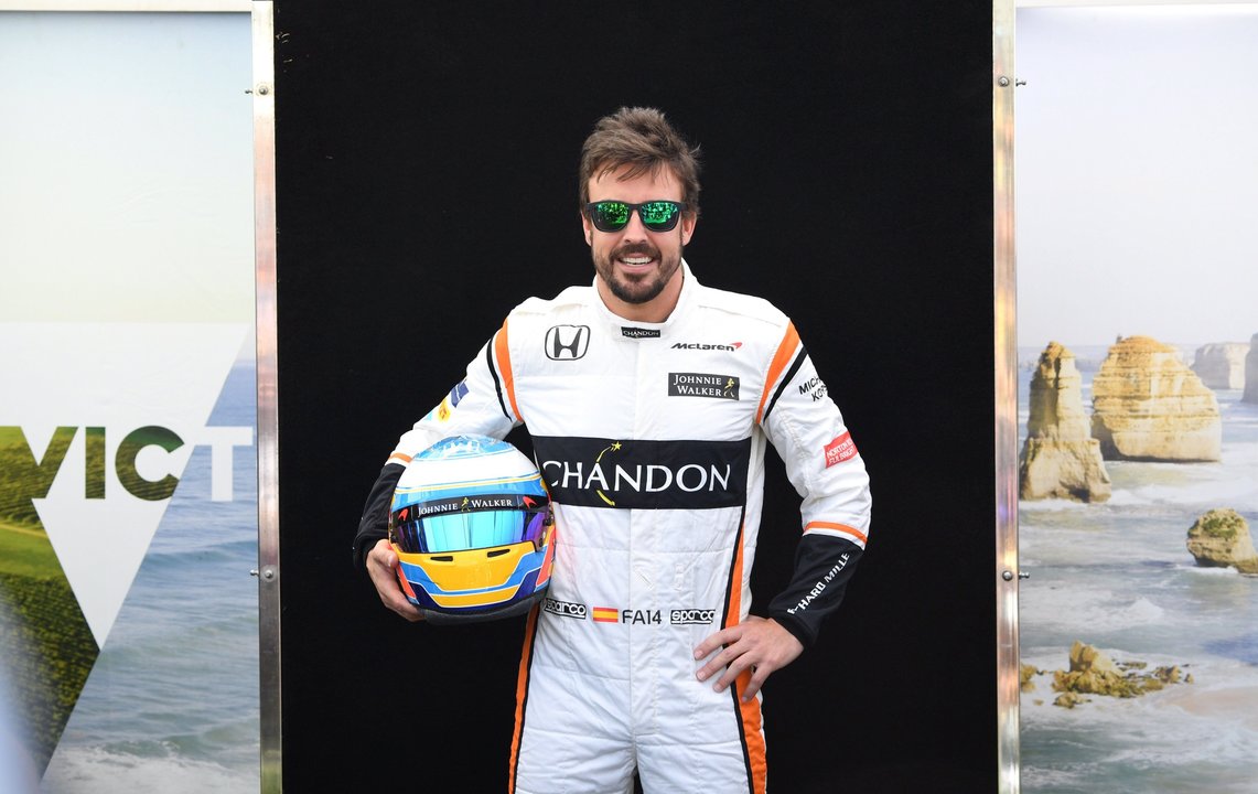 El asturiano Fernando Alonso, ayer en el circuito de Melbourne.