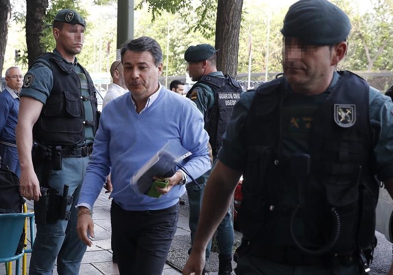 El expresidente madrileño detenido.