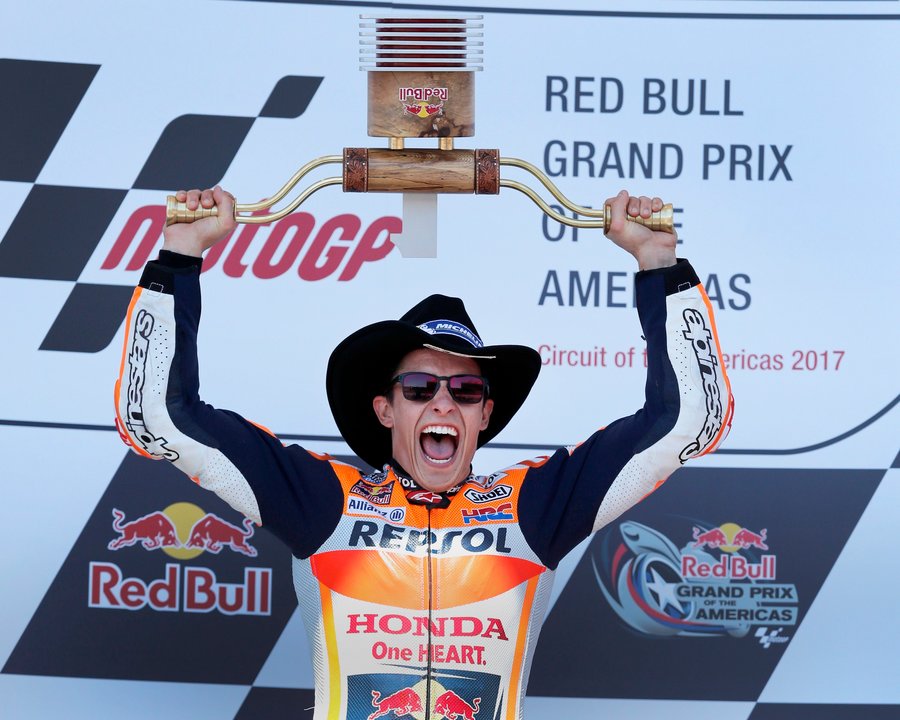 Marc Márquez celebra su victoria en el Gran Premio de Austin de MotoGP, disputado ayer.