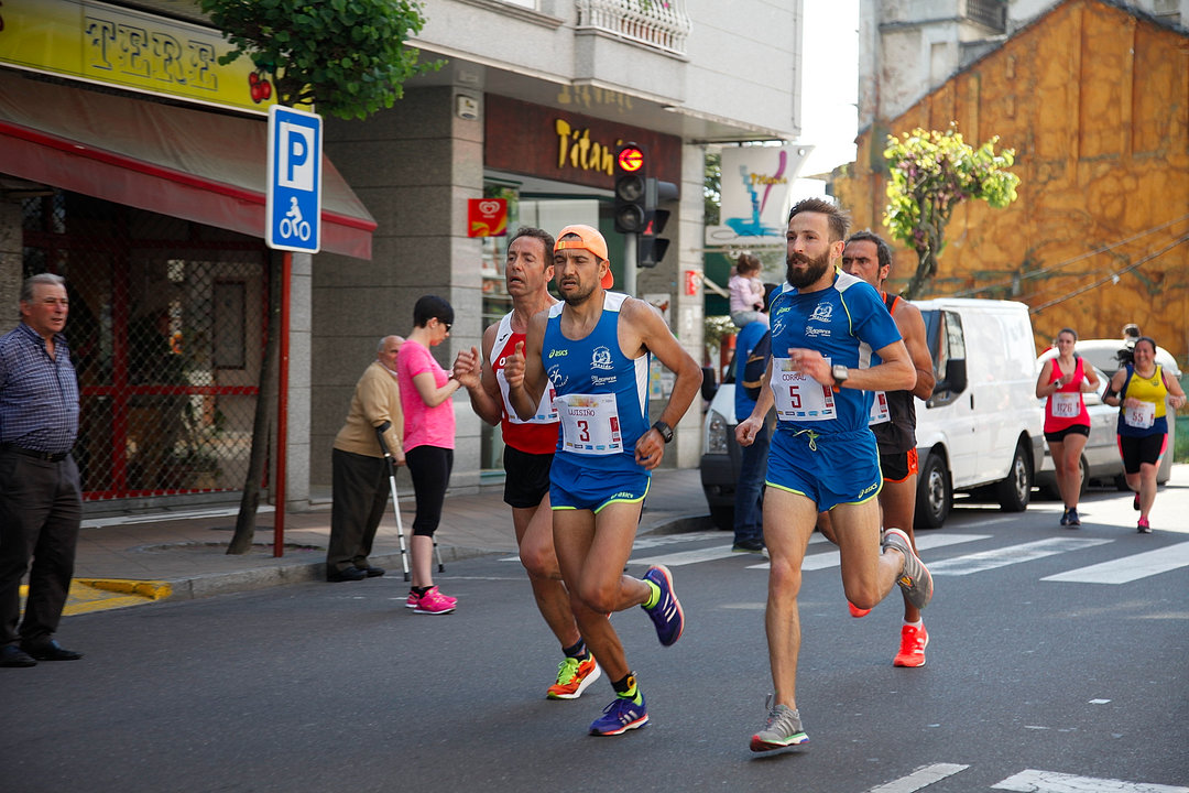 Participantes en la primera prueba de la temporada &#34;Correndo por Ourense&#34;.