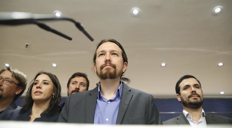 El líder de Podemos, Pablo Iglesias, ha comparecido en rueda de prensa en el Congreso junto a los portavoces del grupo de Unidos Podemos-En Comù-Podem-En Marea